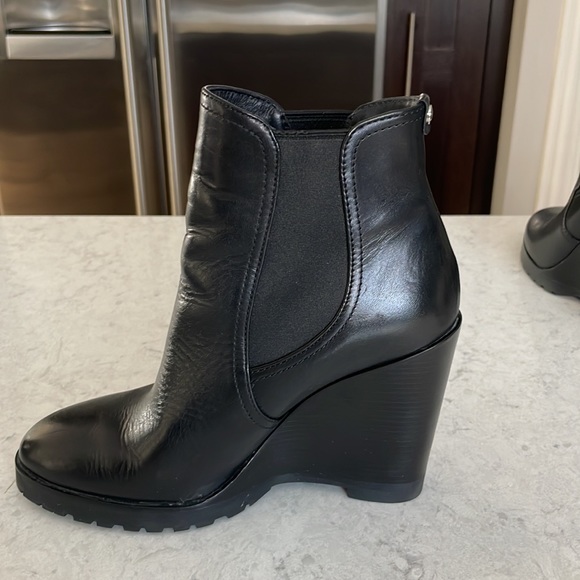 MICHAEL Michael Kors BLACK WEDGE BOOTIE - Picture 3 of 16